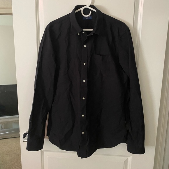 The Tie Bar The Modern-Fit Oxford Button up Black Shirt - Picture 2 of 5